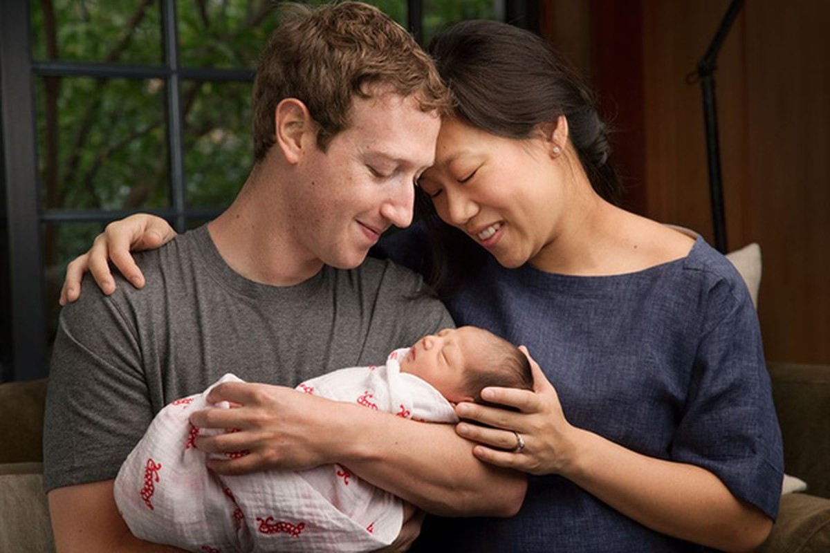 Mark Zuckerberg lan dau tien tiet lo anh con gai nho-Hinh-3