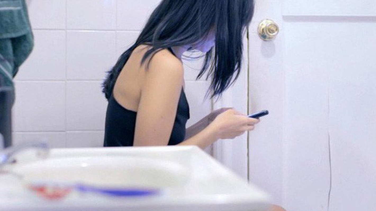 Sai lam khi di toilet “uy hiep” tu cung, gan nhu ai cung mac-Hinh-4