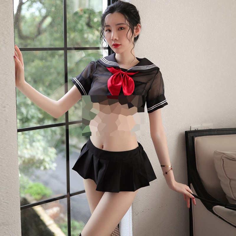 “Sexy hoa” dong phuc hoc sinh, hotgirl khoe body boc lua gay tranh cai-Hinh-8