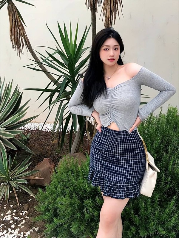 Chon trang phuc nay, xinh dep den may khi chat cung kho thang hang-Hinh-8