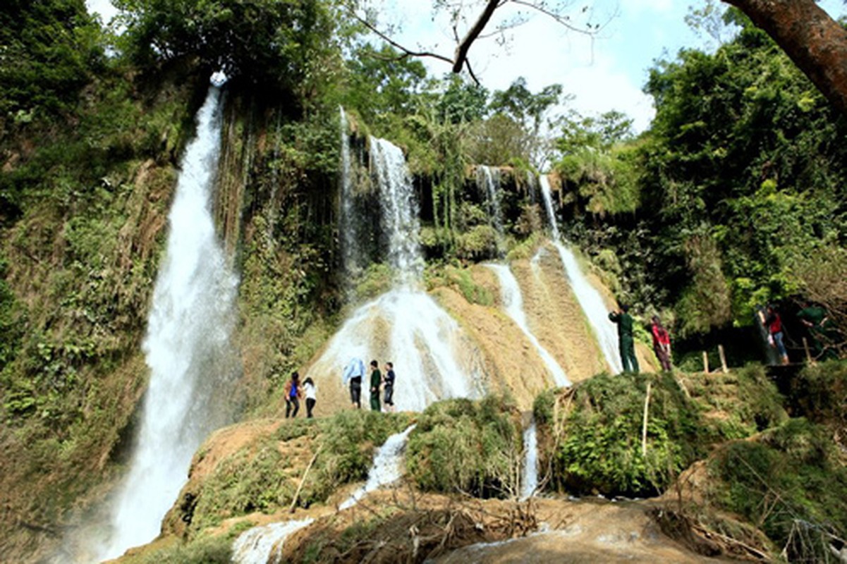 Ngam thac Dai Yem hung ho giua dat troi mua thu Tay Bac-Hinh-8