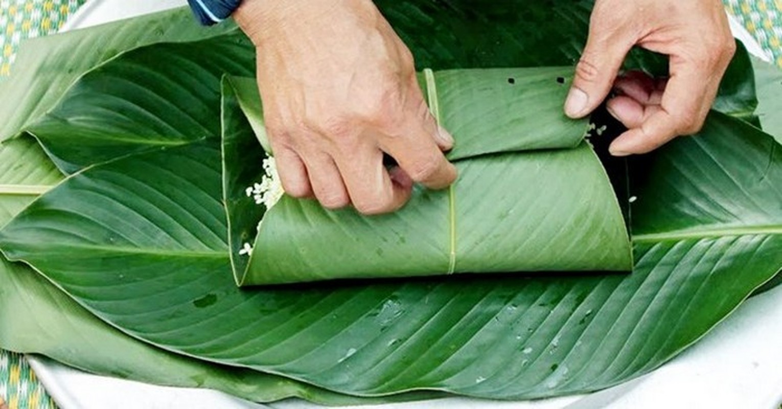 Bai thuoc tu la dong goi banh chung giai ruou cuc tot