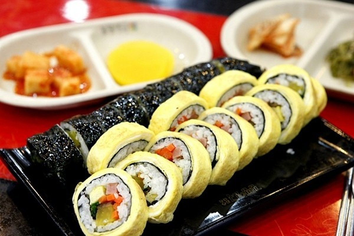 4 cach lam com cuon “an dut” sushi Nhat Ban-Hinh-7