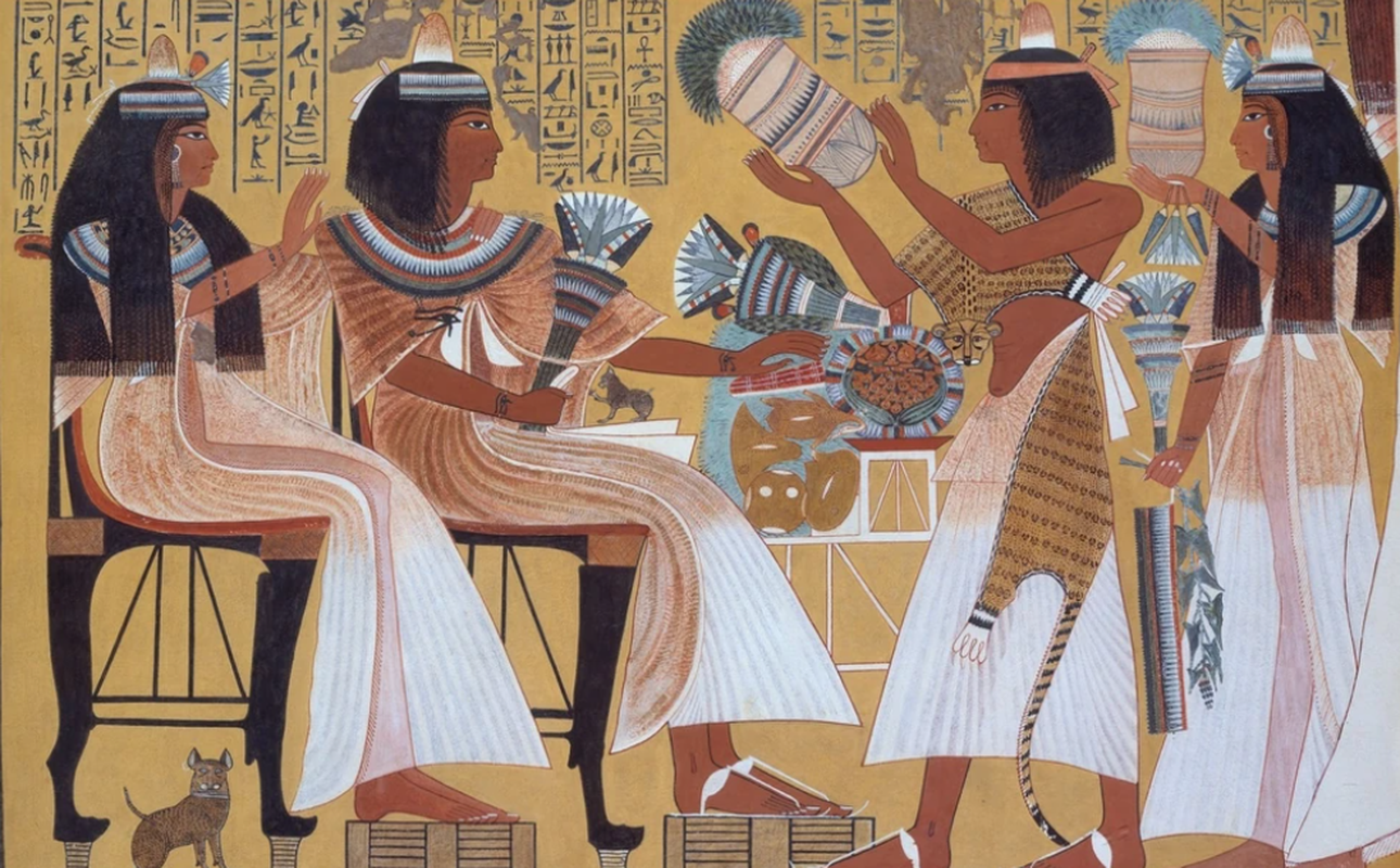 Su that ky di ve hoa sen xanh phu tren thi the Pharaoh Ai Cap-Hinh-7