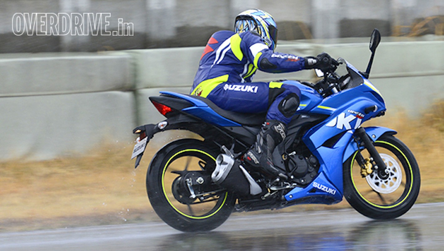 “Sam soi” chi tiet sportbike gia duoi 30 trieu cua Suzuki-Hinh-13