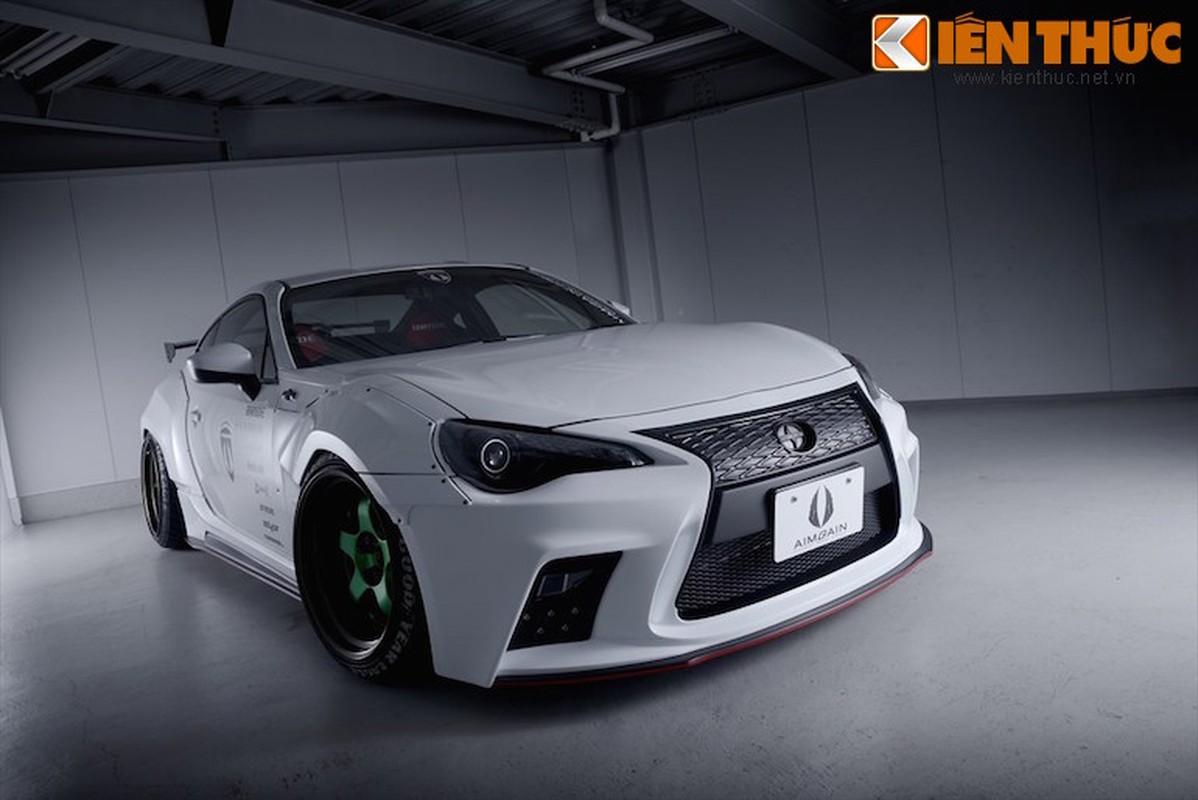 O to Toyota GT86 bien hinh thanh Lexus voi do choi hang hieu-Hinh-8