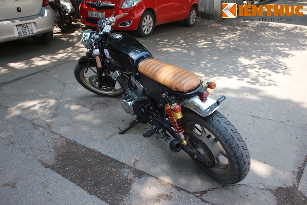 Xe nat bien hinh cafe racer cuc doc cua sinh vien Ha Noi-Hinh-4