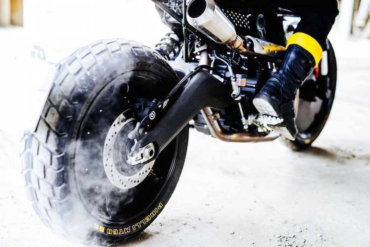 Chiem nguong Ducati Scrambler do phong cach Mad Max-Hinh-5