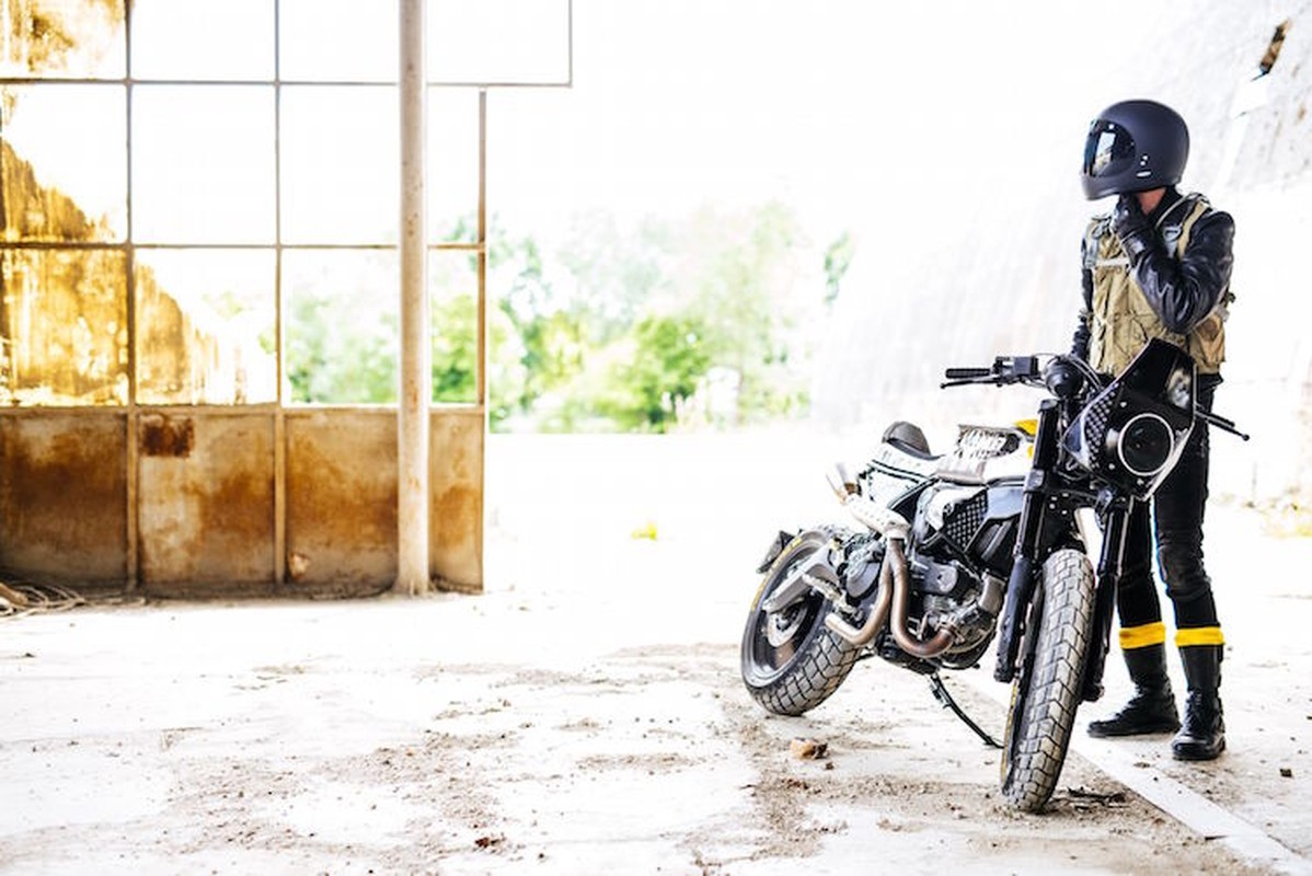 Chiem nguong Ducati Scrambler do phong cach Mad Max-Hinh-8