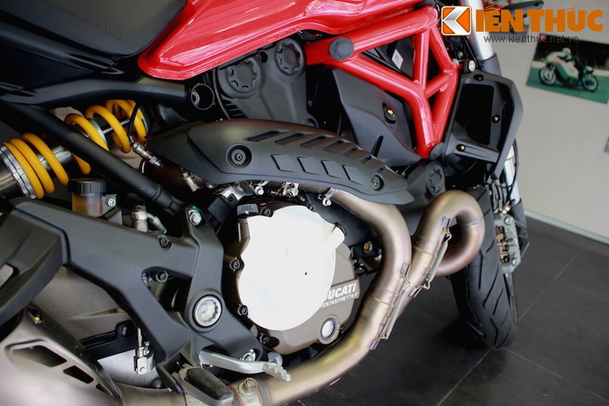 Can canh Ducati Monster 821 ban Thai dau tien tai Ha Thanh-Hinh-13