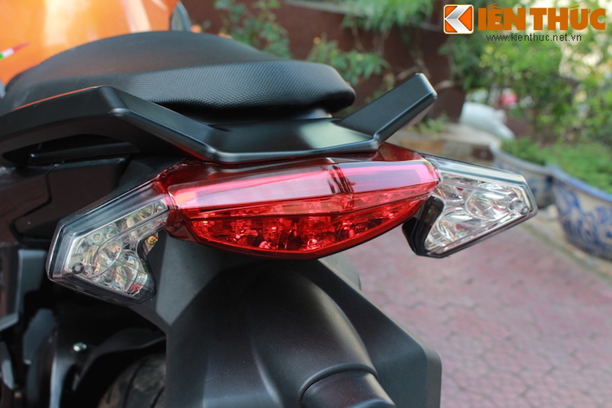 Moto Pkl Benelli TNT 600 GT dau tien tai Ha Noi-Hinh-14