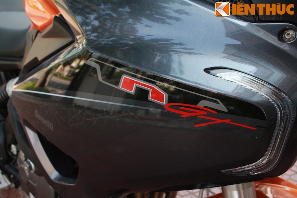 Moto Pkl Benelli TNT 600 GT dau tien tai Ha Noi-Hinh-3