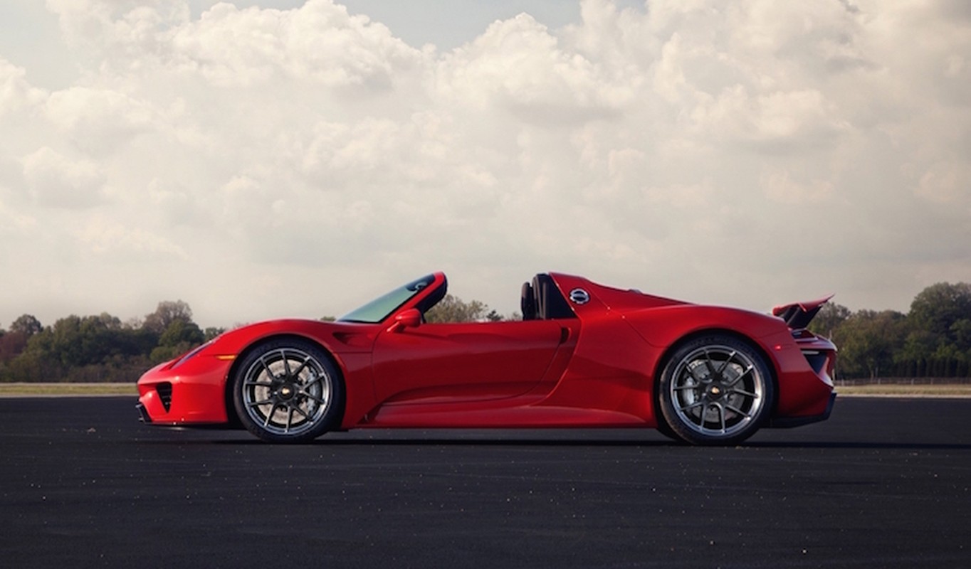 Porsche 918 Spyder quyen ru trong 