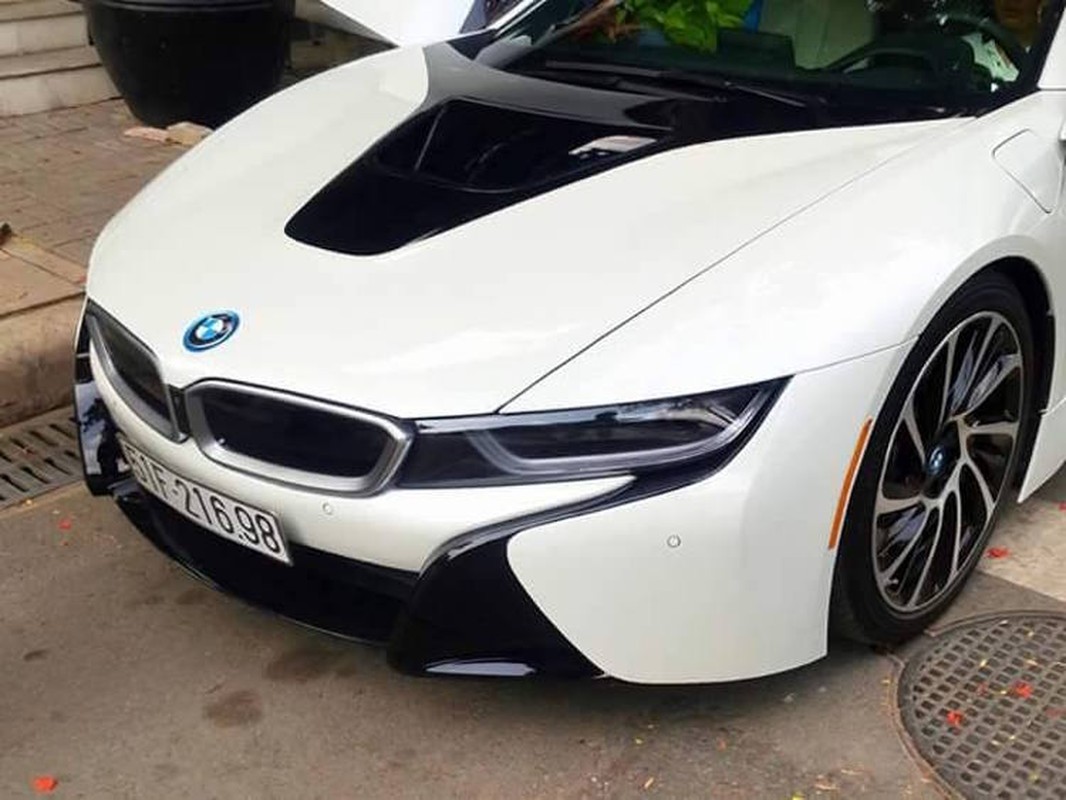 Can canh xe sang BMW i8 “bien trang” dau tien tai Viet Nam-Hinh-2