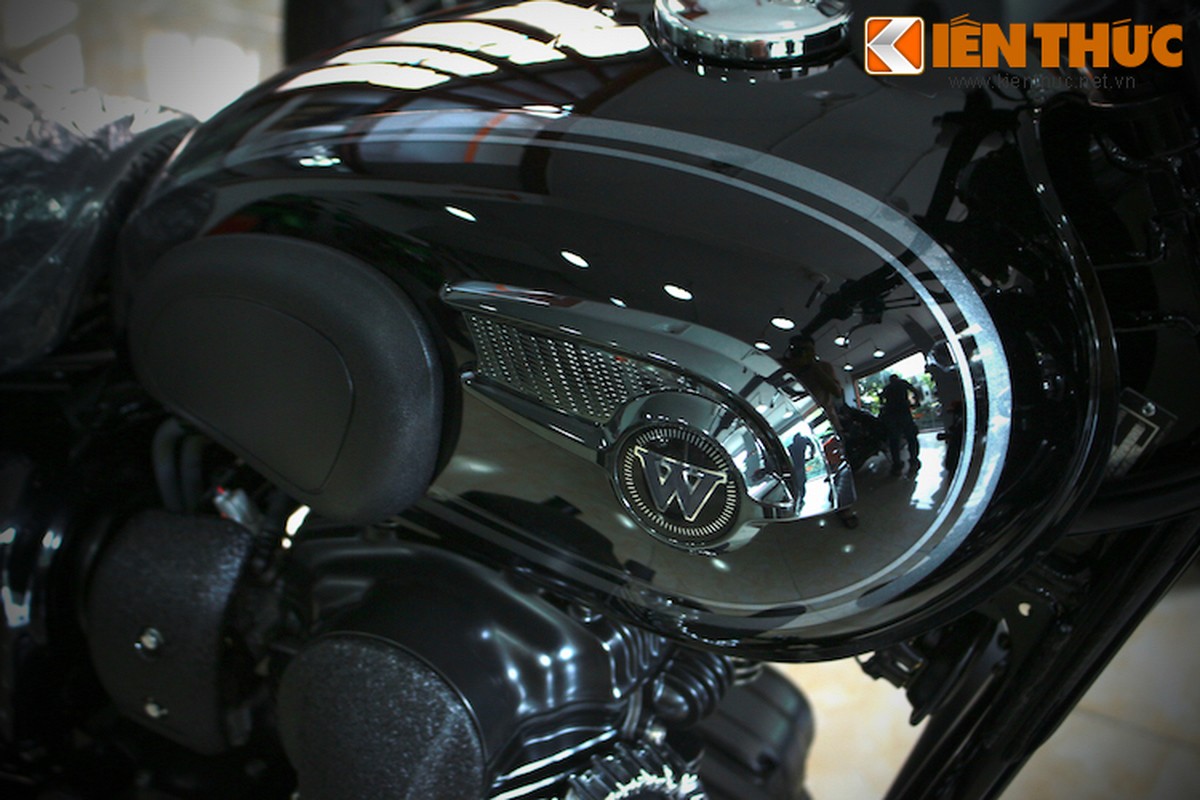 Kawasaki W800 2015 ban dac biet xuat hien tai Ha Noi-Hinh-6