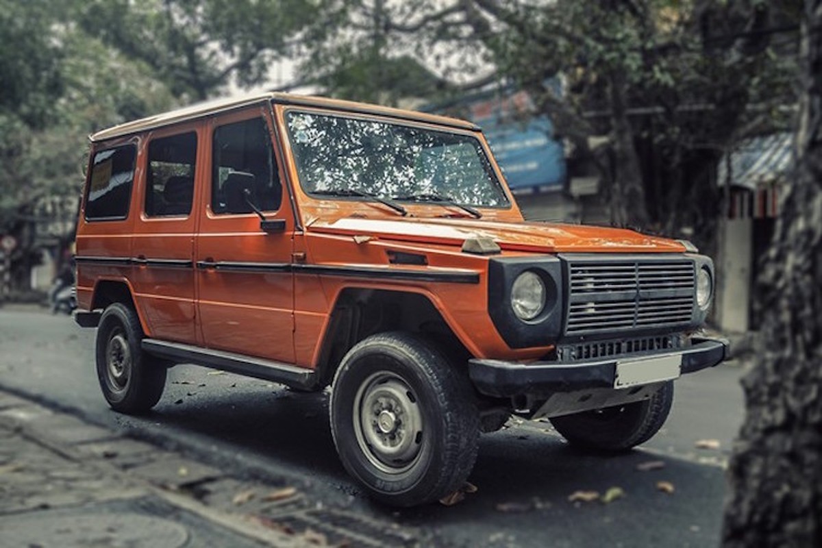 Nhung “chien binh” Mercedes G-Class lan banh tren pho Viet