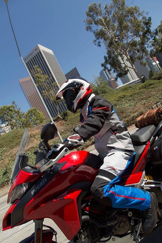 Solo ngan dam cung Ducati Multistrada toi “cuoc dua tren may“-Hinh-3