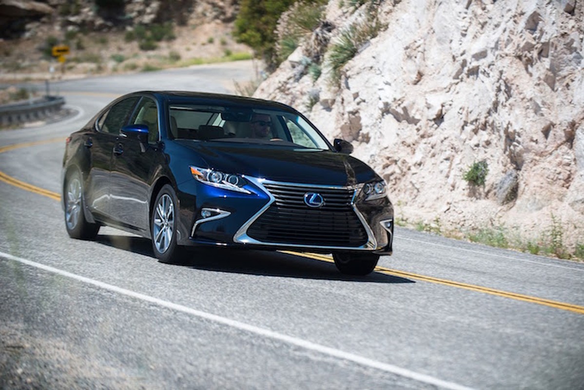 Soi tu “ngoai vao trong” Lexus ES ban nang cap 2016-Hinh-11