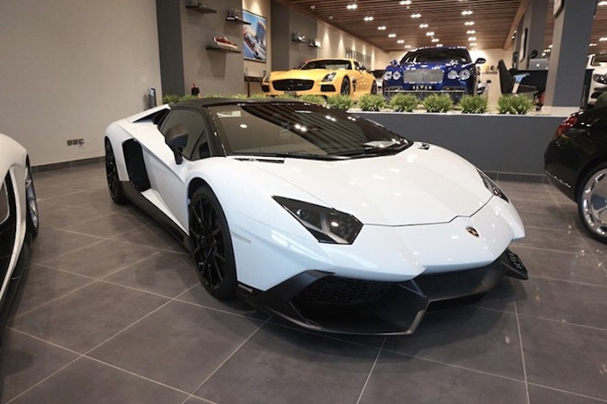 “Hang doc” Lamborghini Aventador Roadster tai Trung Dong