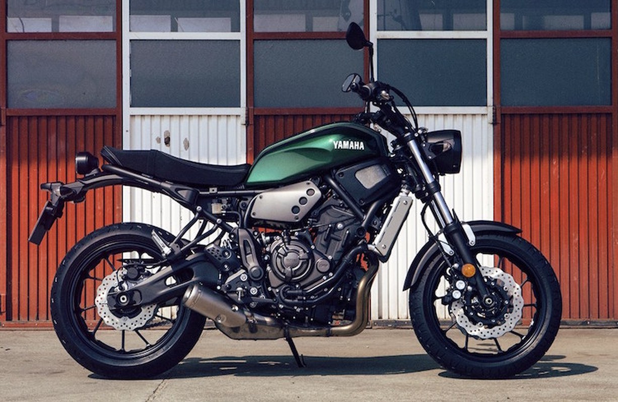 Yamaha ra mat XSR700 doi thu moi cua Ducati Scrambler-Hinh-3