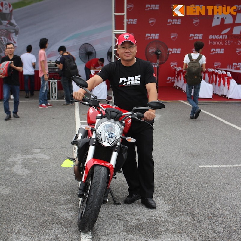 Luyen tap ky nang gi tai Ducati Riding Experience 2015?-Hinh-6