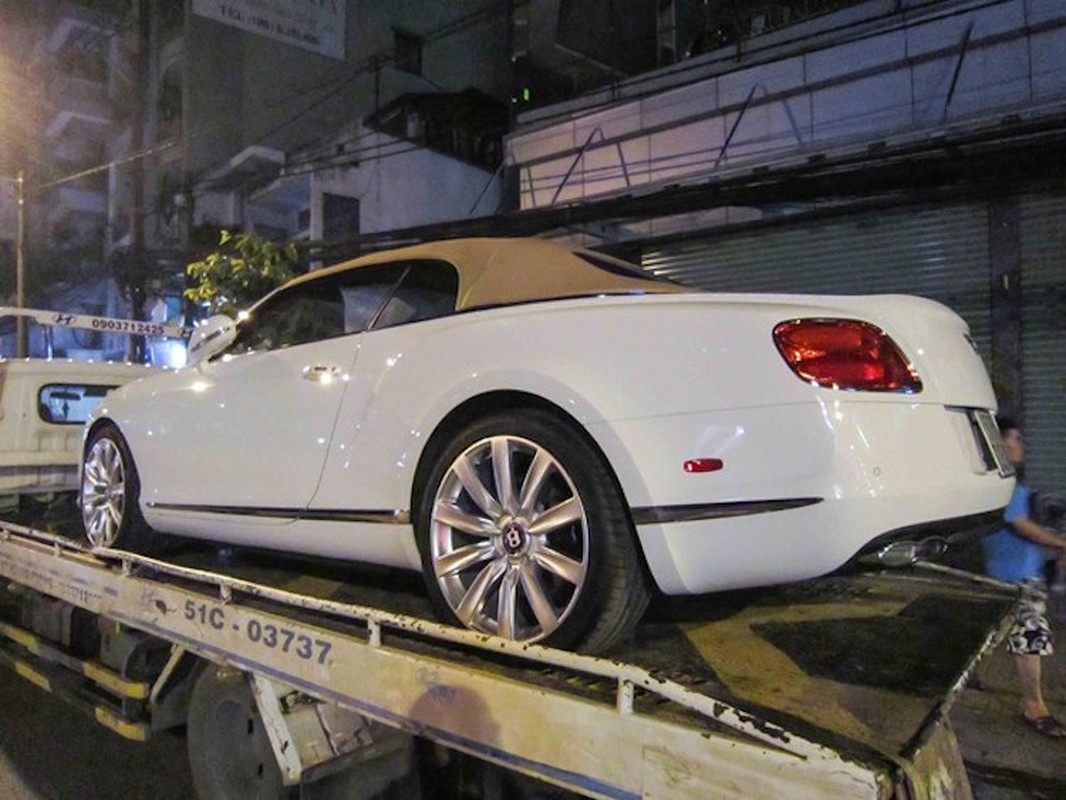 Bentley GTC V8 chinh hang tai VN ra bien trang gia 12 ty-Hinh-2