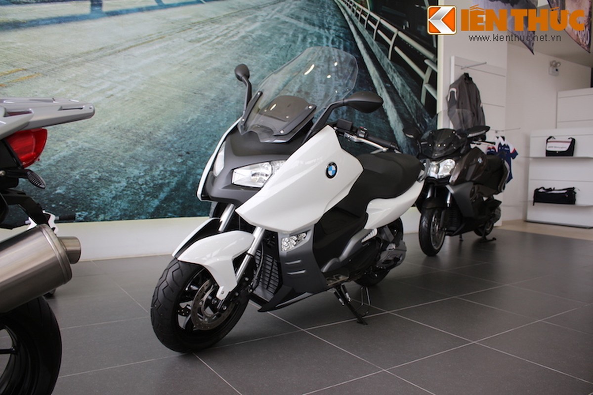 Soi sieu xe tay ga the thao BMW C600 Sport tai Ha Noi-Hinh-12