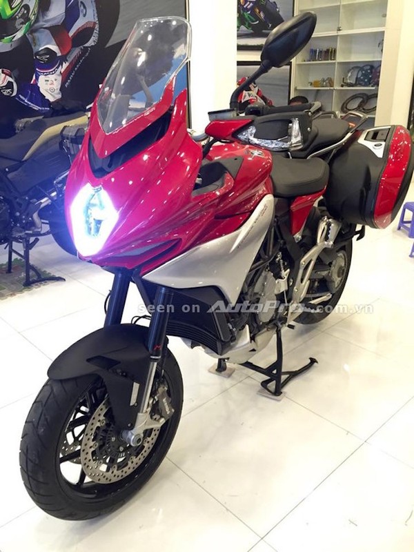 MV Agusta Turismo Veloce 800 ban gioi han da ve Viet Nam