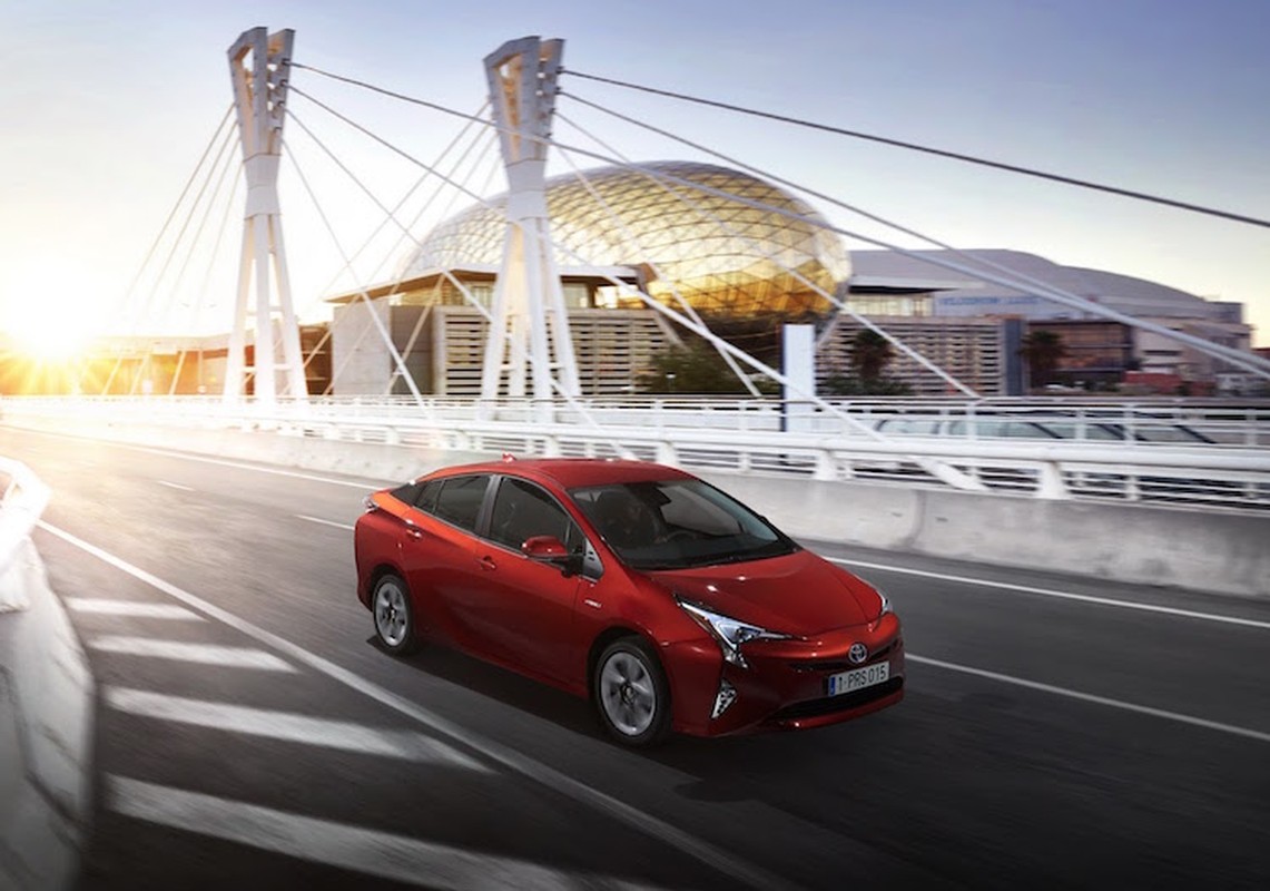 Toyota ra mat “xe lai” hybrid Prius the he moi-Hinh-7