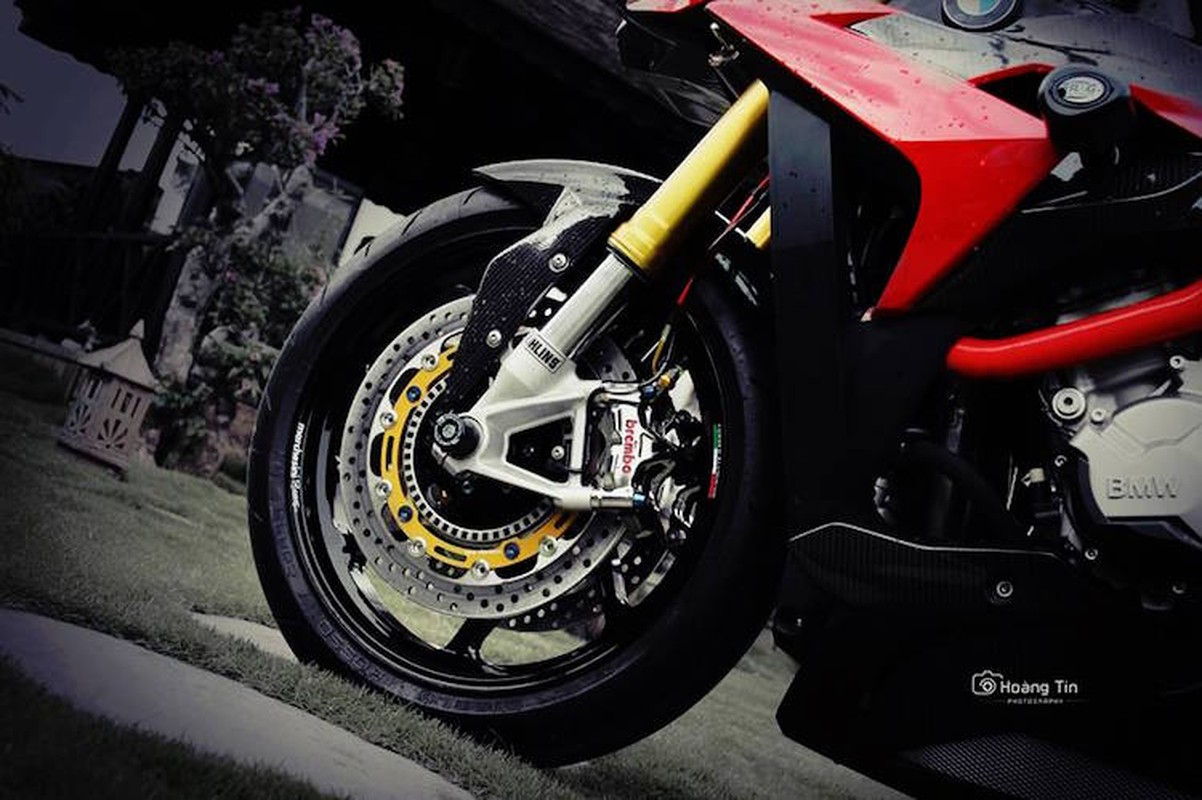 Can canh BMW S1000R 