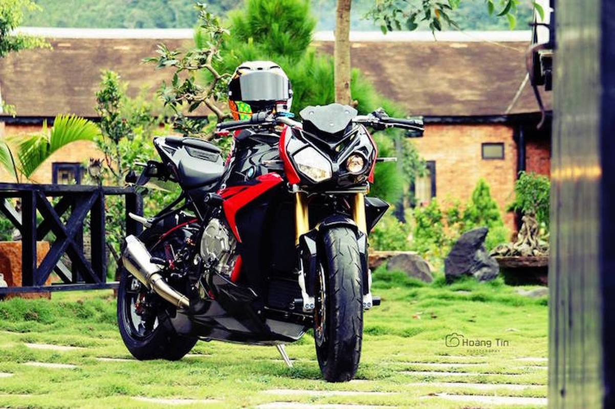 Can canh BMW S1000R 