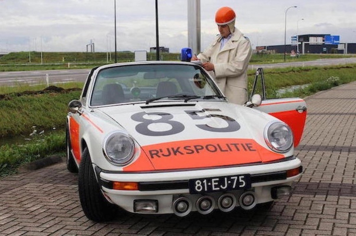 Dan sieu xe Porsche 911 
