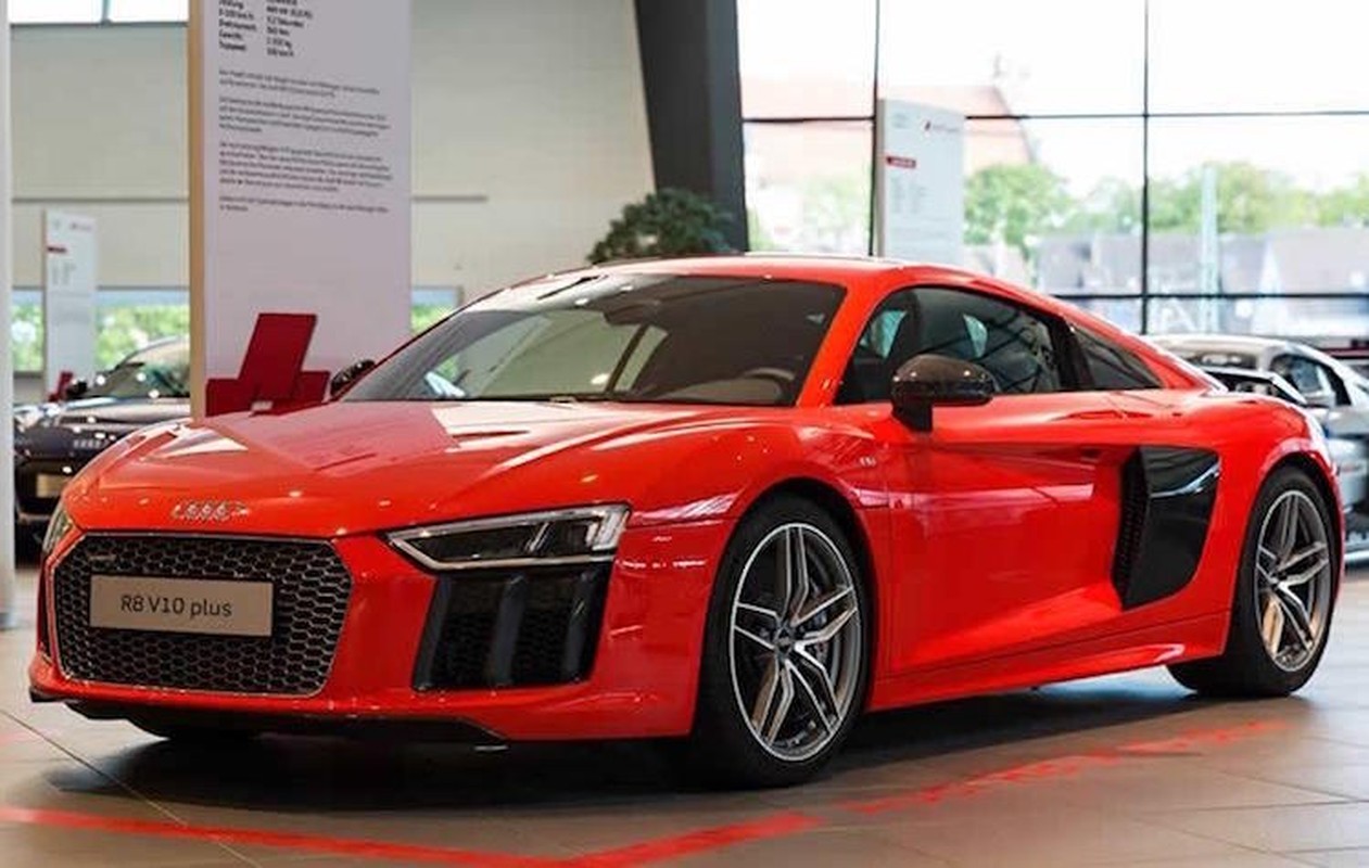 Audi R8 2015 lan dau so dang cung Le Mans quattro-Hinh-2