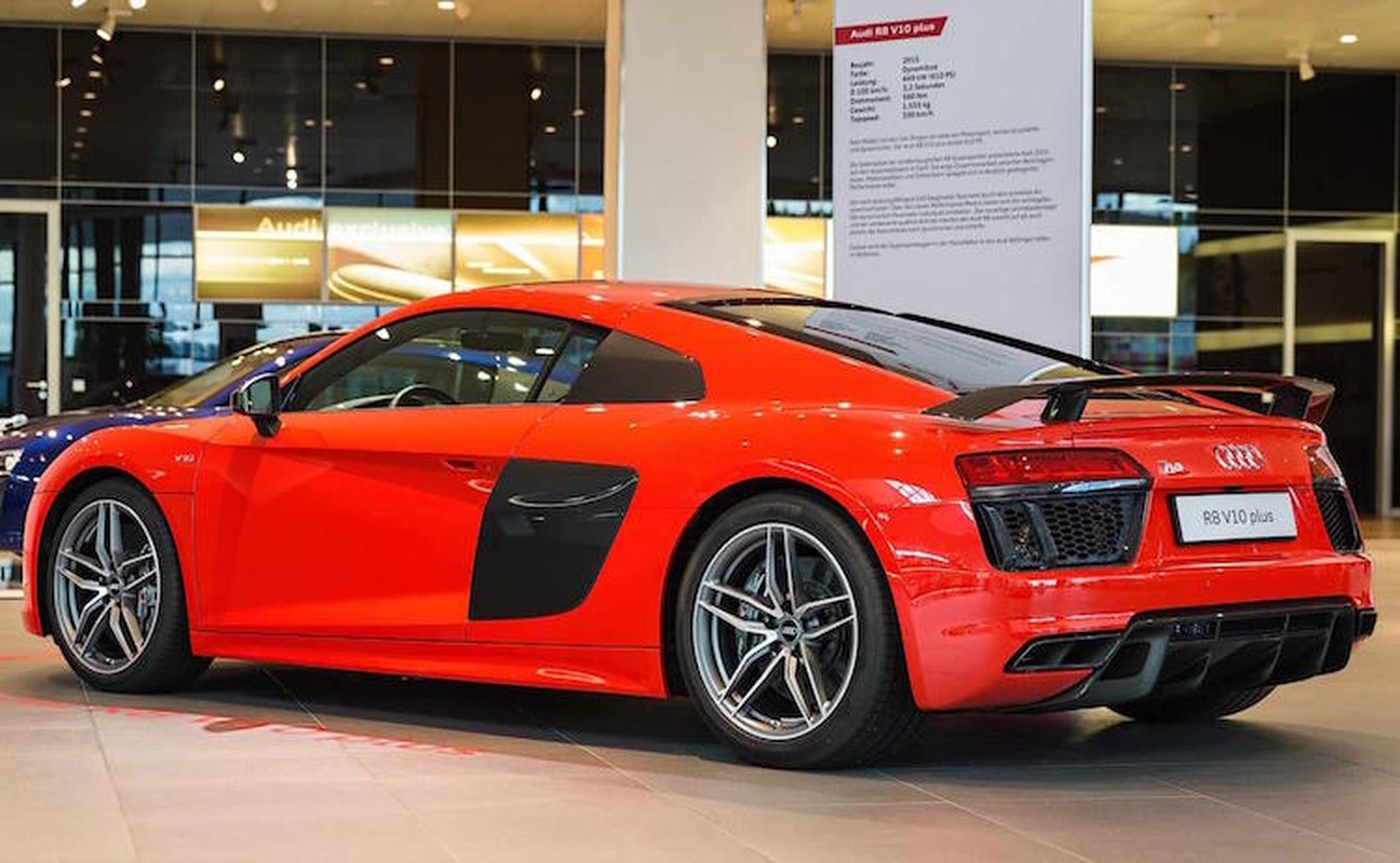 Audi R8 2015 lan dau so dang cung Le Mans quattro-Hinh-8