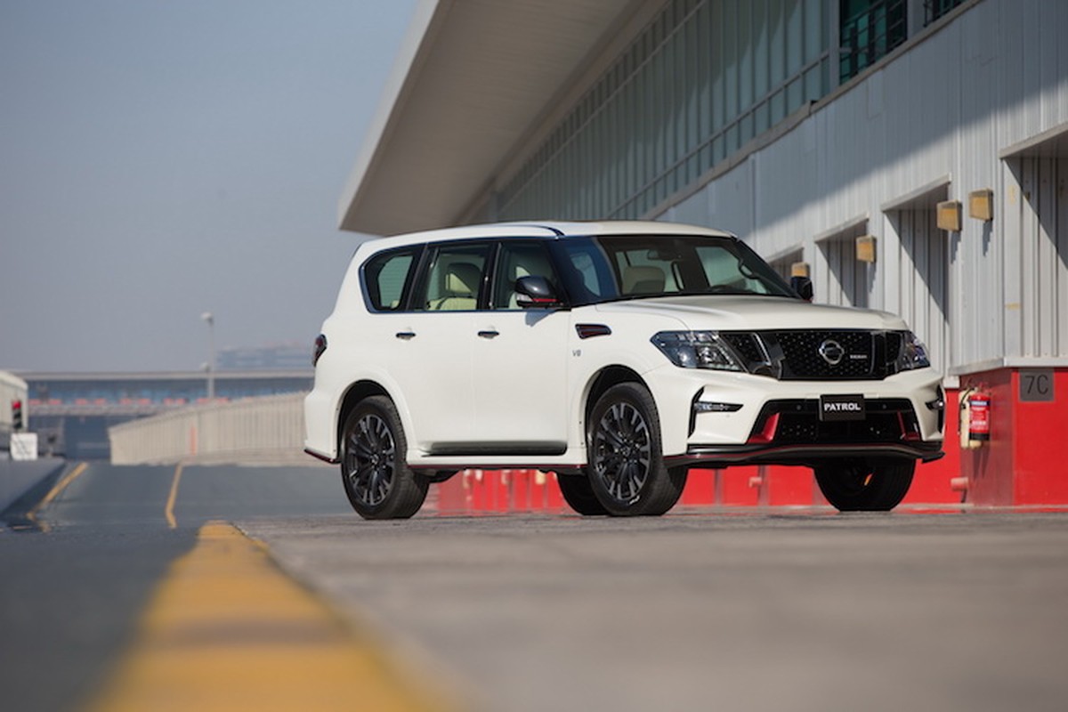 Nissan ra mat SUV “hang khung” Patrol Nismo-Hinh-7