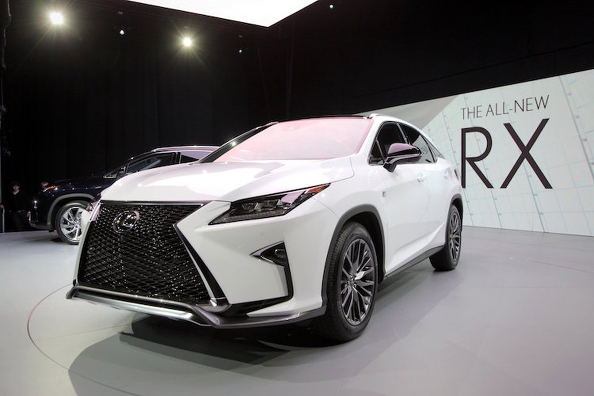 Lexus RX350 the he moi sap ra mat tai VMS 2015 co gi?