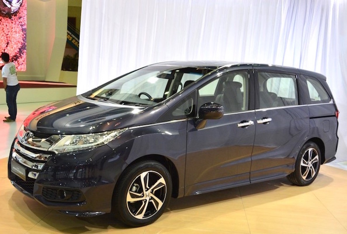 Soi xe 2 ty MPV Odyssey cua Honda Viet Nam tai VMS 2015-Hinh-12