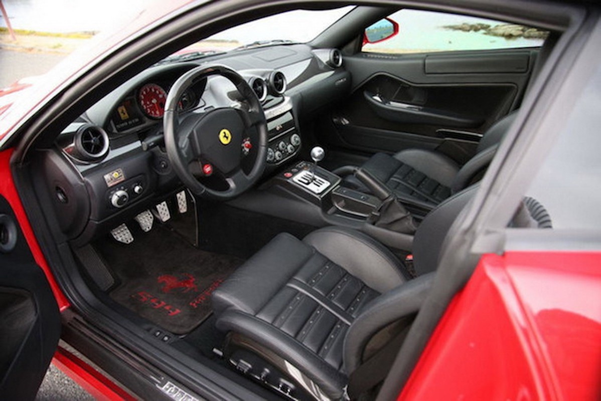 Tai tu Nicholas Cage ban sieu xe Ferrari 599 GTB 