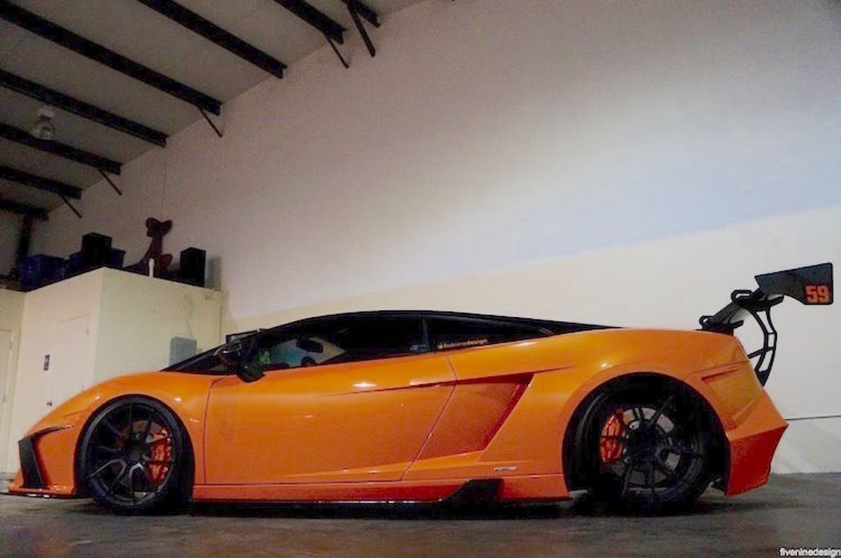 Chi tien ty bien Lamborghini Gallardo thanh ban dua duong pho-Hinh-10