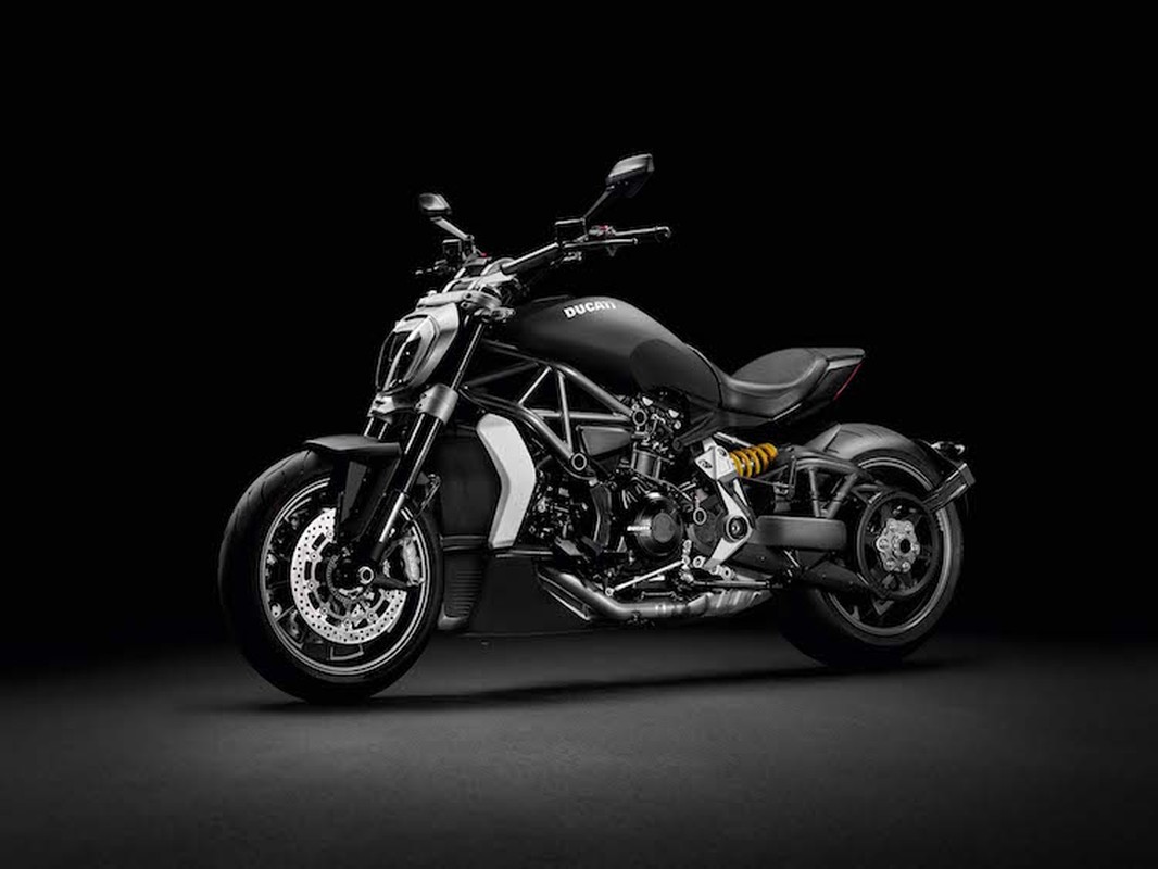 Ducati XDiavel - doi thu truc tiep cua Harley V-Rod Muscle