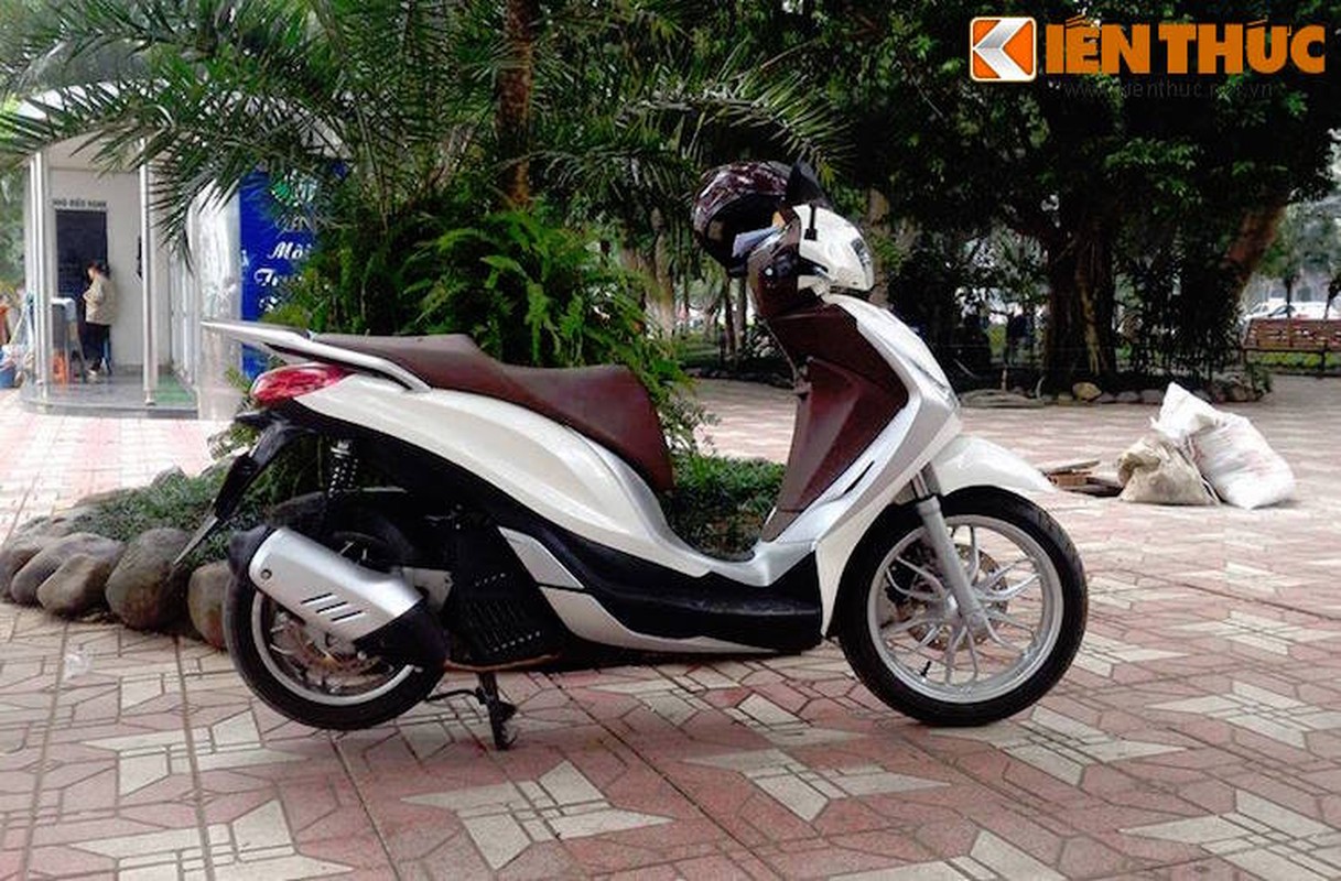 Scooter cao cap Piaggio Medley bat ngo lo dien tai Ha Noi-Hinh-6