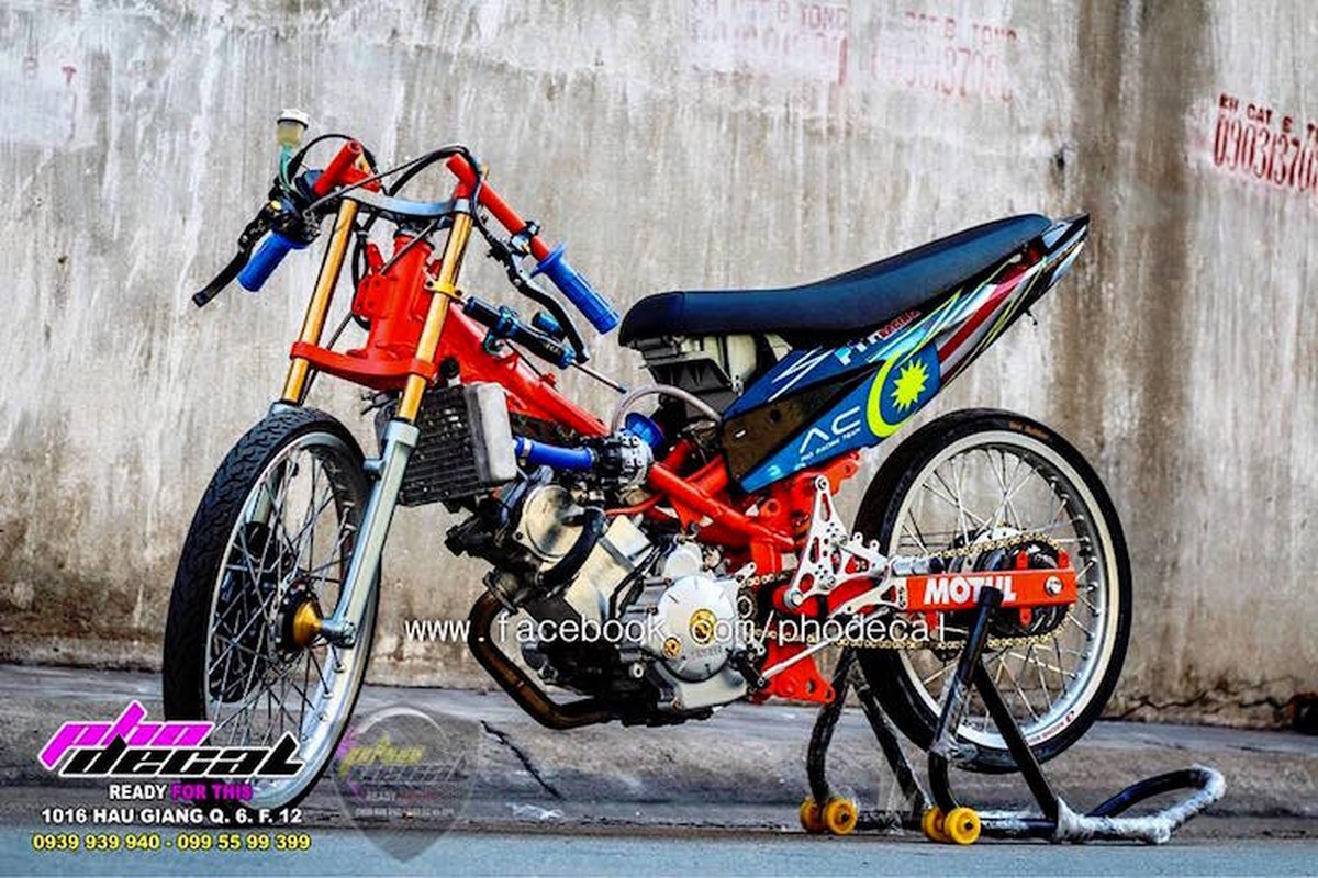 Nu biker Viet “xam tro” dep diu dang ben Yamaha Exciter do-Hinh-5