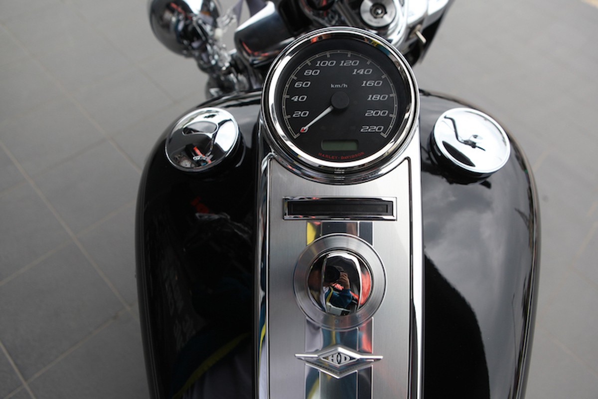 Harley-Davidson Road King Classic “full do choi” tai Ha Noi-Hinh-6