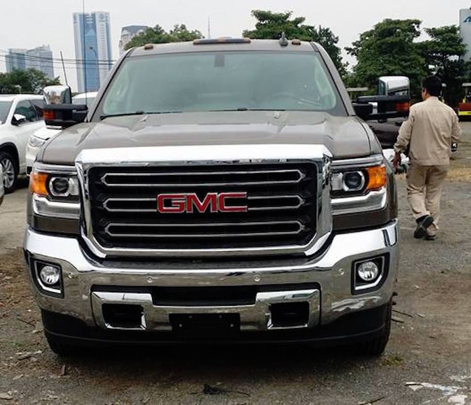 Ngam sieu ban tai GMC Sierra 3500HD dau tien o Viet Nam-Hinh-2