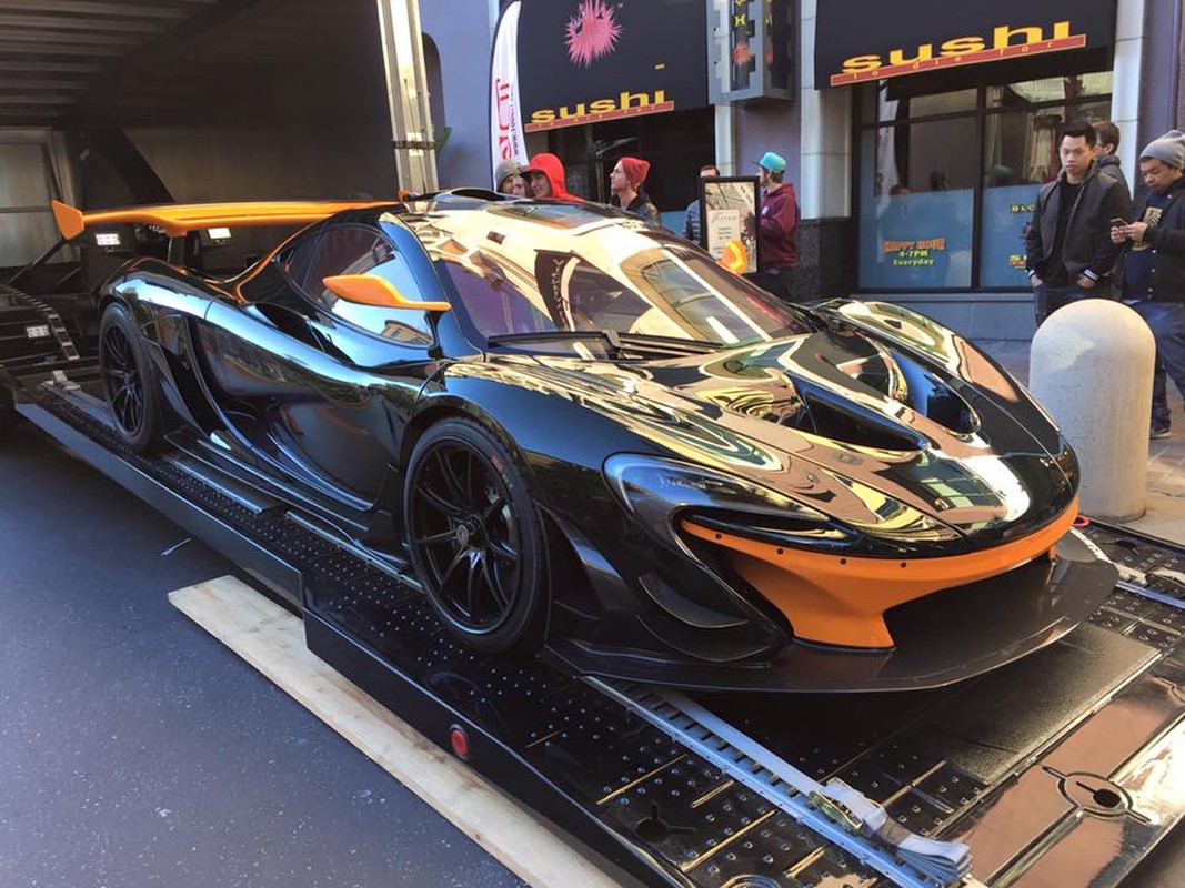 Chi tiet sieu xe dua McLaren P1 GTR dau tien toi My