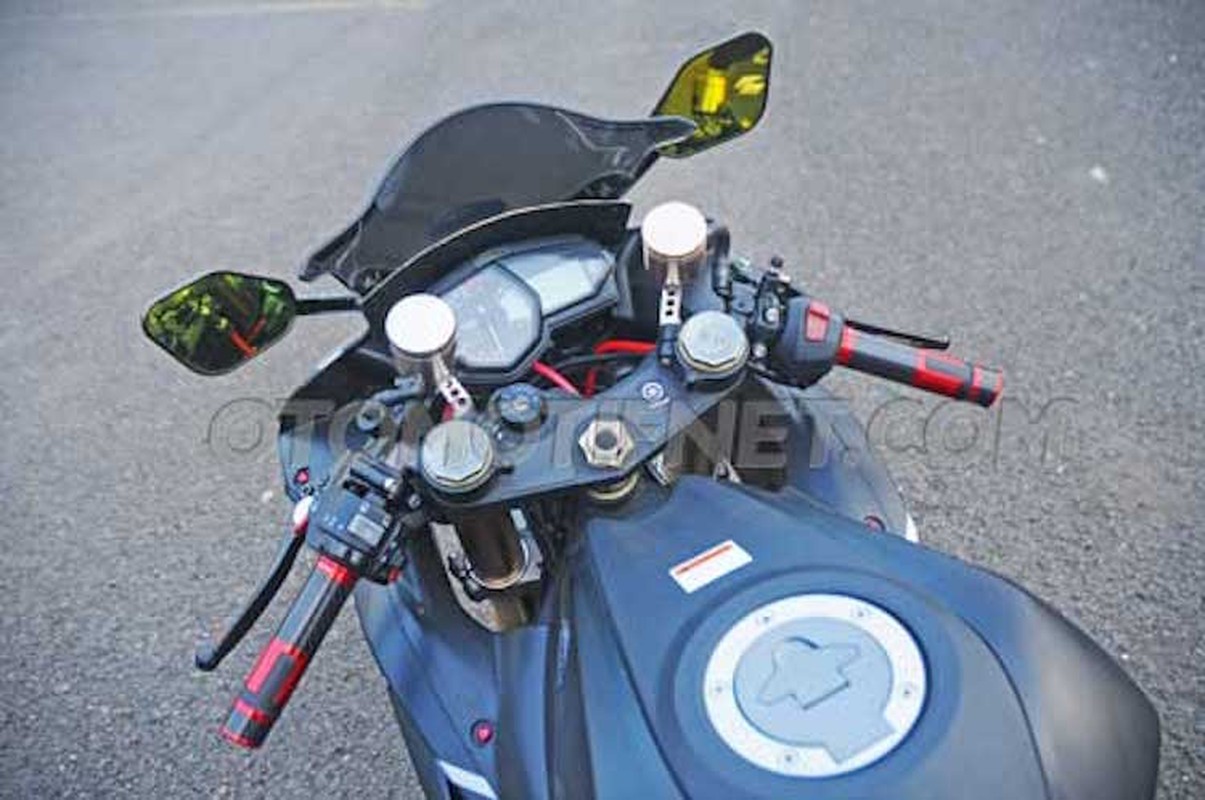 Chiem nguong Yamaha R25 phong cach sieu moto-Hinh-3