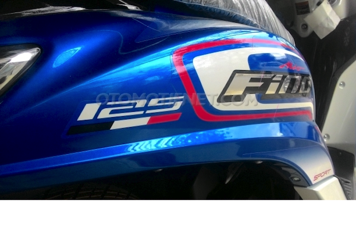 Yamaha ra mat xe tay ga Fino Blue Core gia 25 trieu-Hinh-3