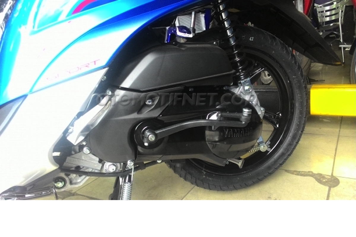 Yamaha ra mat xe tay ga Fino Blue Core gia 25 trieu-Hinh-9