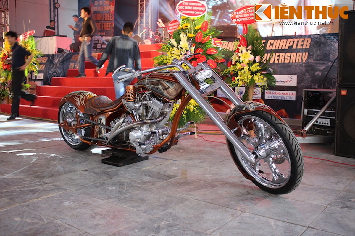 Sieu moto Big Bear Choppers Athena “doc nhat” Viet Nam