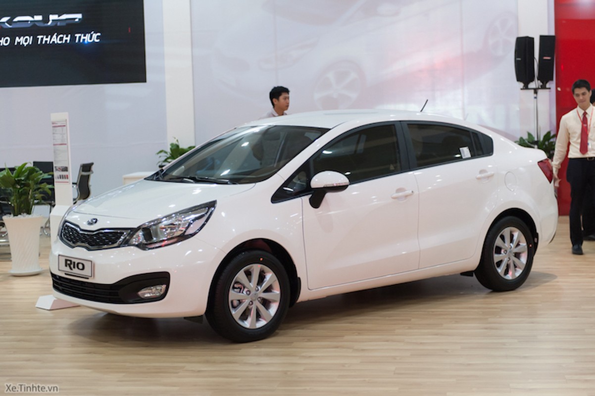 Nhung chiec sedan duoi 700 trieu 